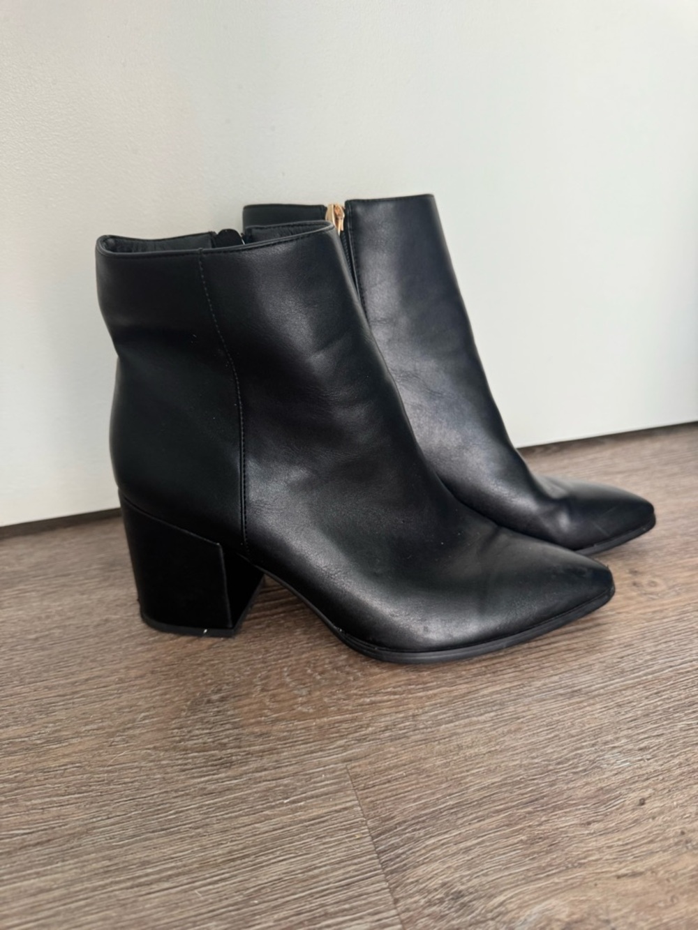 Lulu's Black Pointed-Toe Leather Ankle Booties